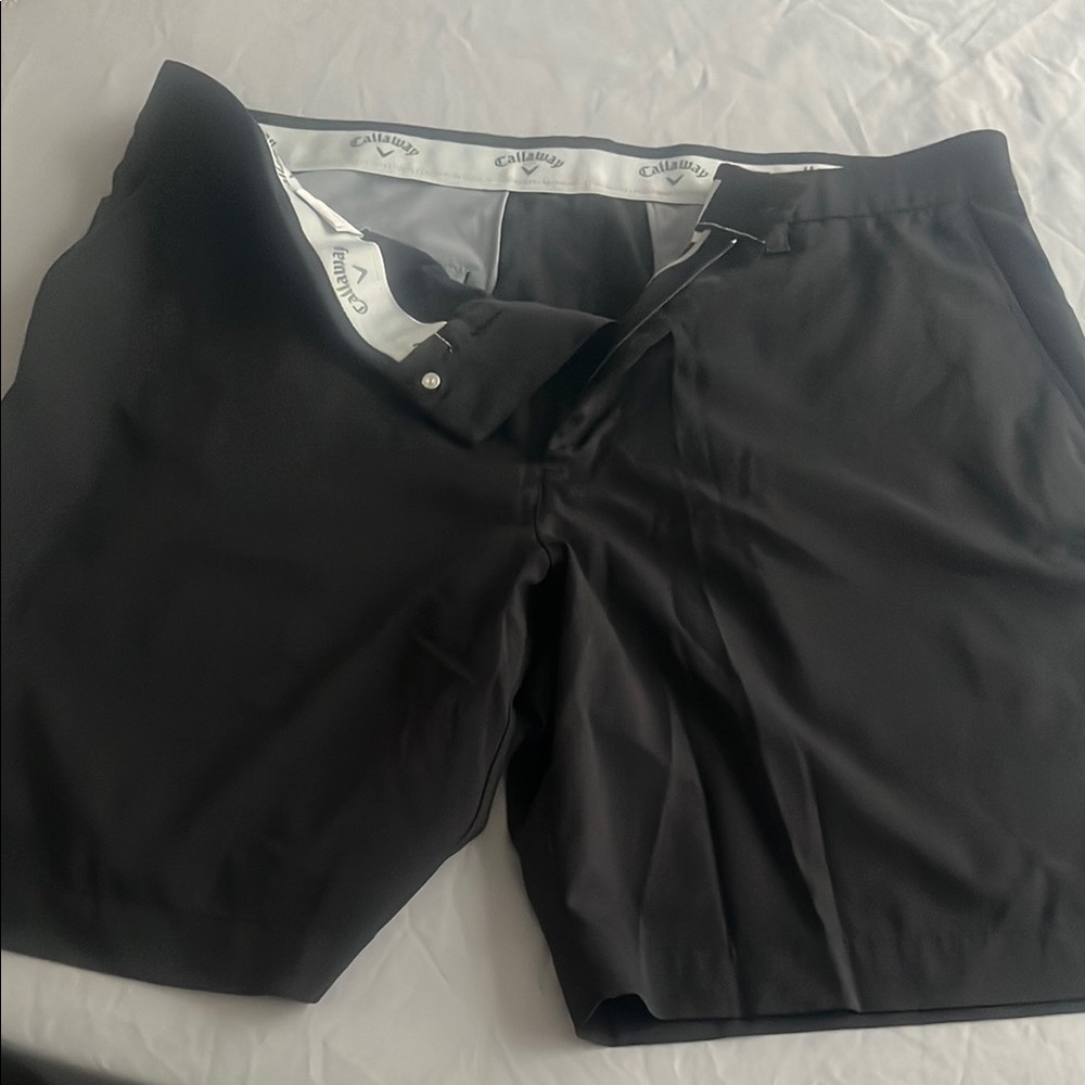 Callaway Golf Shorts Size 38